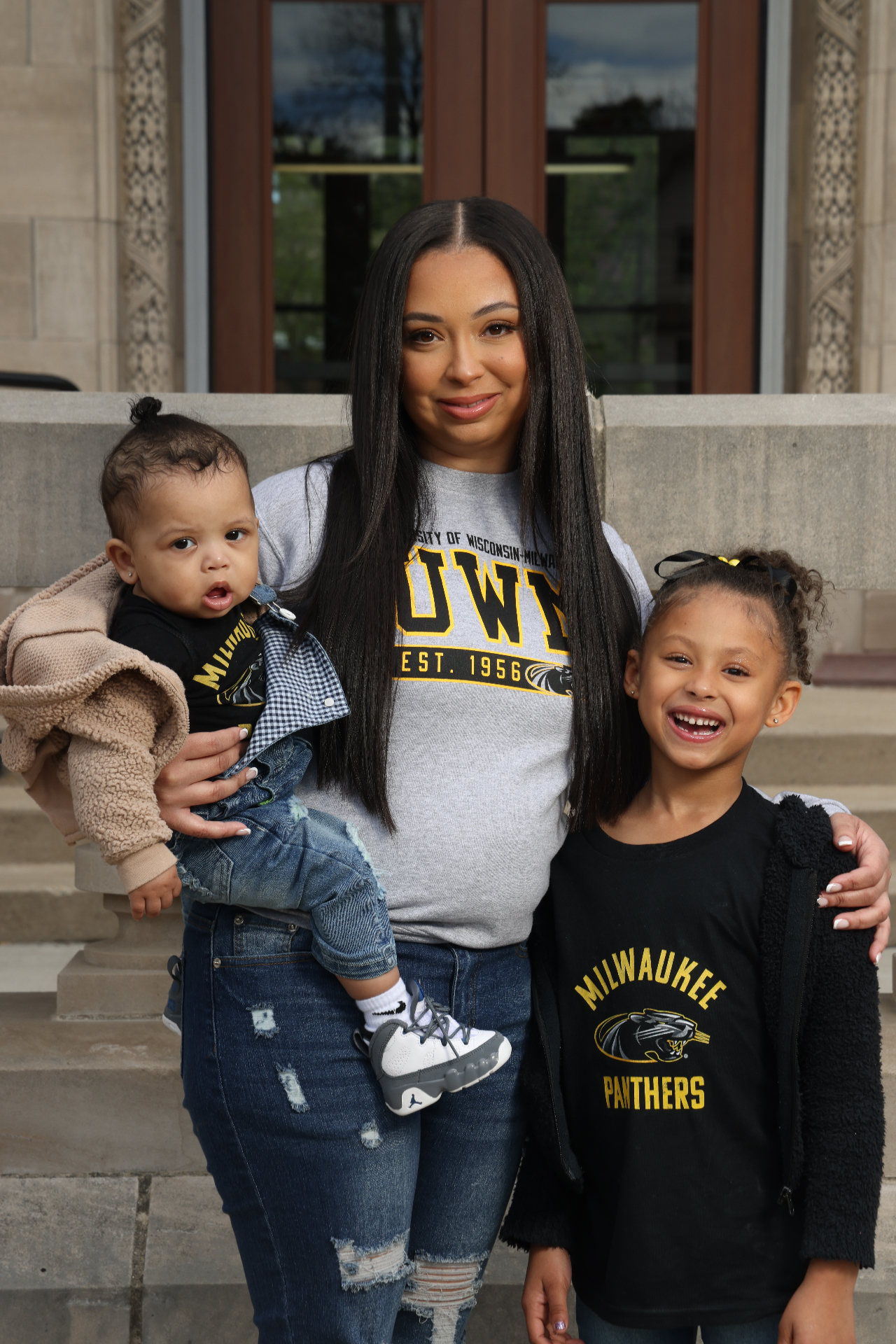 Alexus with her two children